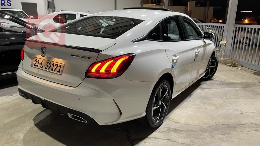 ئێم جی GT